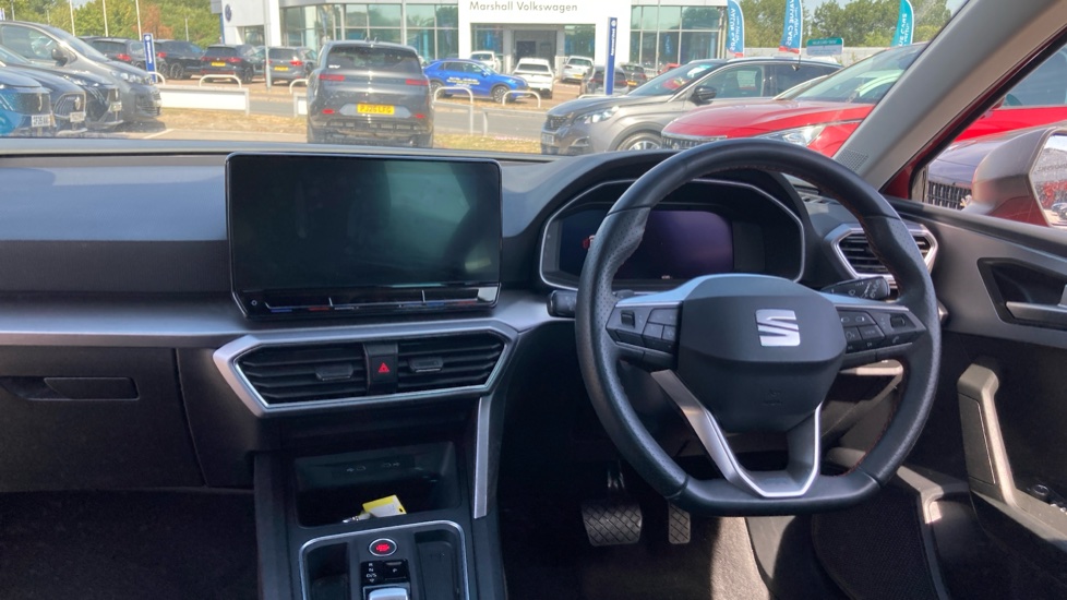 SEAT Leon 1.0 eTSI FR 5dr DSG Petrol Hatchback - Image 10