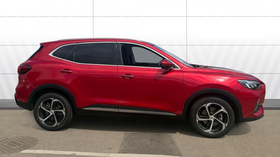 MG HS 1.5 T-GDI Trophy 5dr DCT Petrol Hatchback - Image 5