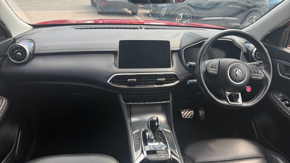 MG HS 1.5 T-GDI Trophy 5dr DCT Petrol Hatchback - Image 10
