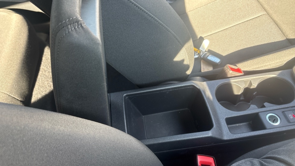 Audi A3 30 TFSI Technik 5dr S Tronic Petrol Hatchback - Image 43