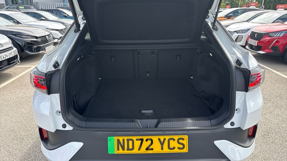 Volkswagen ID.5 128kW Style Pro 77kWh 5dr Auto Electric Coupe - Image 4