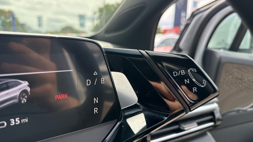 Volkswagen ID.5 128kW Style Pro 77kWh 5dr Auto Electric Coupe - Image 13