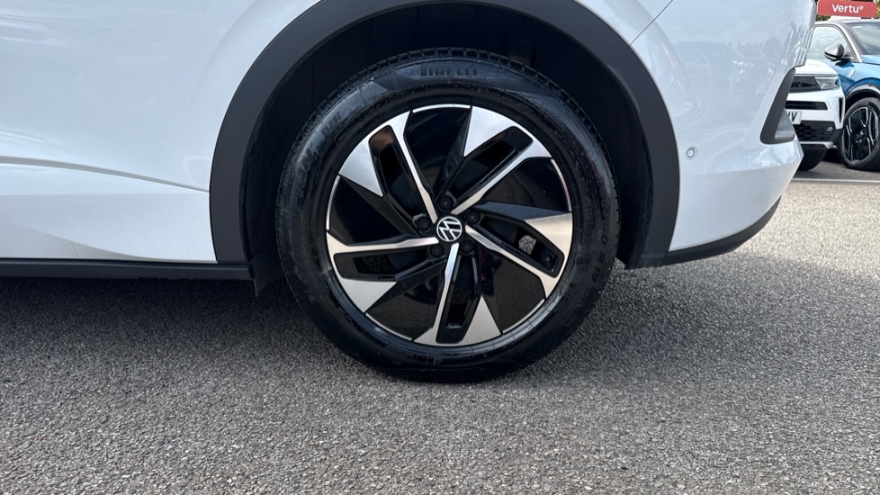 Volkswagen ID.5 128kW Style Pro 77kWh 5dr Auto Electric Coupe - Image 27