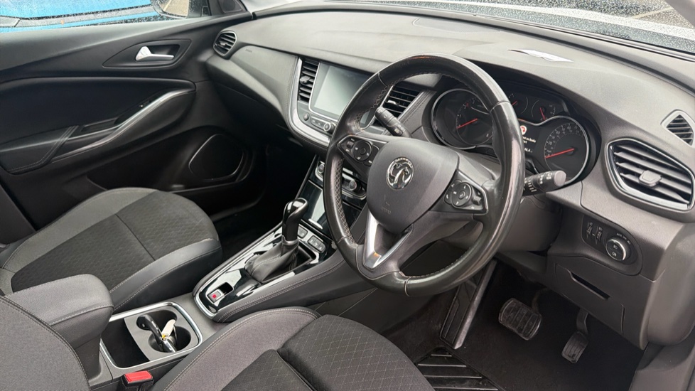 Vauxhall Grandland X 1.5 Turbo D Griffin Edition 5dr Auto Diesel Hatchback - Image 11