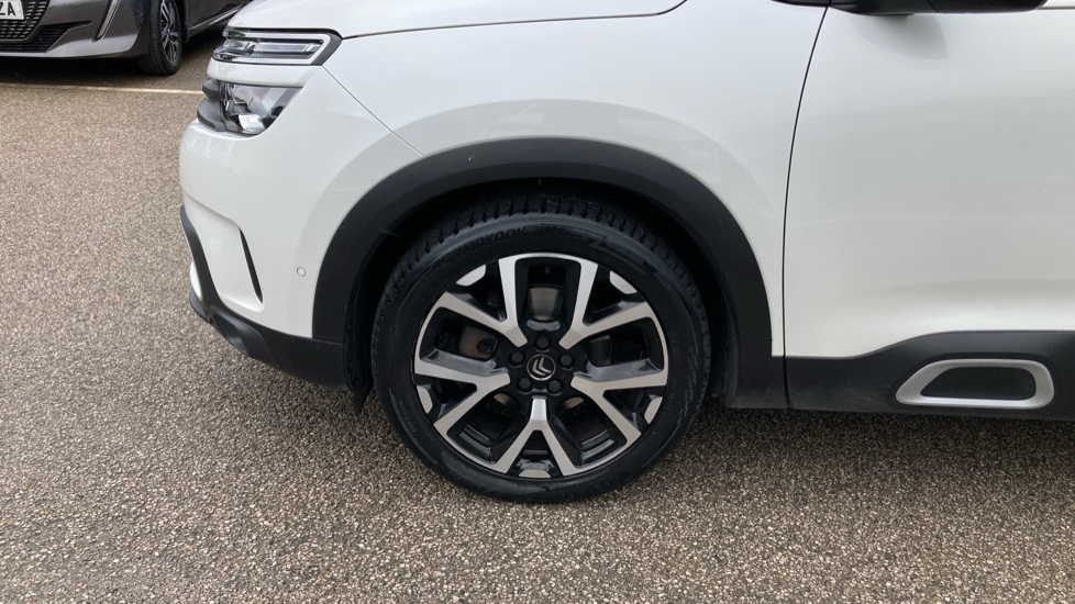 Citroen C5 Aircross 1.6 PureTech 180 Flair Plus 5dr EAT8 Petrol Hatchback - Image 21