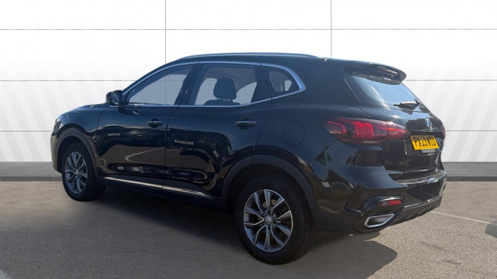 MG HS 1.5 T-GDI SE 5dr DCT Petrol Hatchback - Image 2