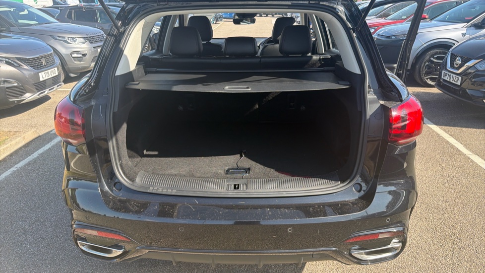 MG HS 1.5 T-GDI SE 5dr DCT Petrol Hatchback - Image 4