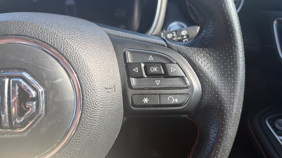 MG HS 1.5 T-GDI SE 5dr DCT Petrol Hatchback - Image 23