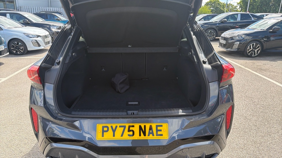 CUPRA Terramar 1.5 eTSI 150 V2 5dr DSG Petrol Hatchback - Image 4