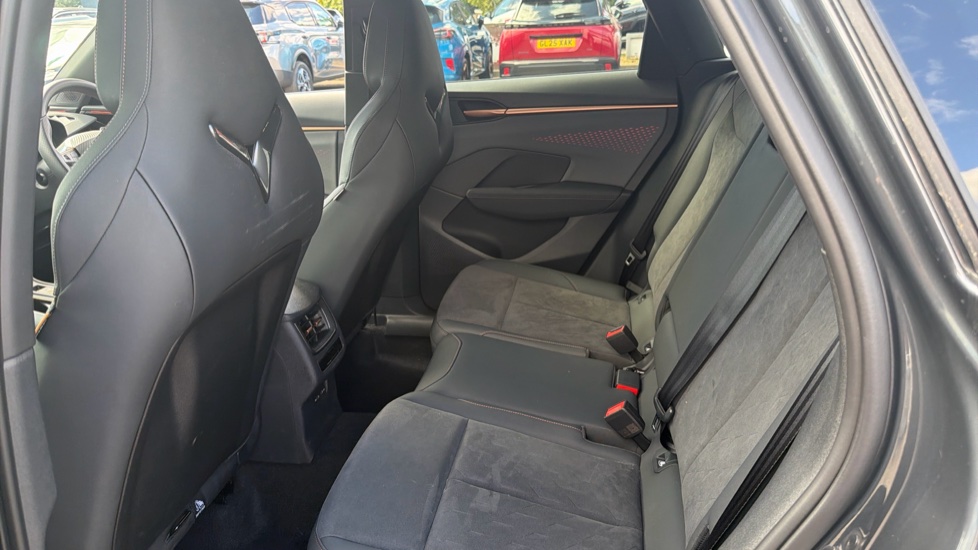 CUPRA Terramar 1.5 eTSI 150 V2 5dr DSG Petrol Hatchback - Image 16