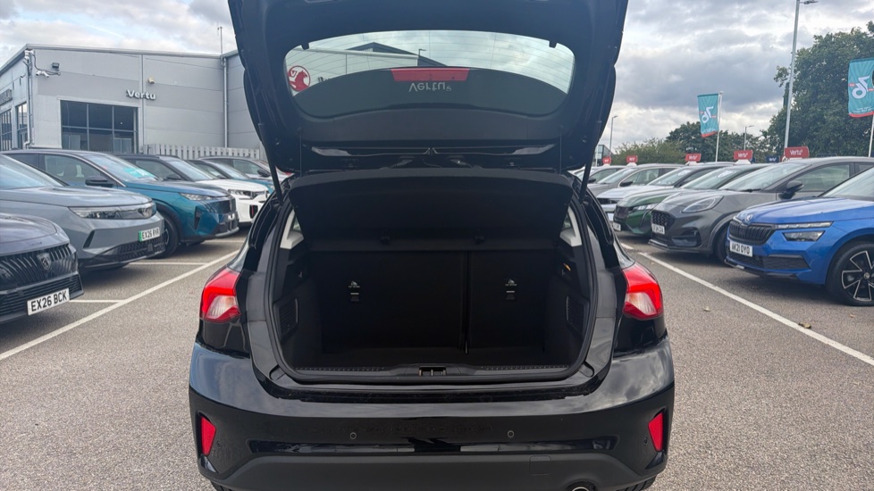 Ford Focus 1.0 EcoBoost 125 Titanium 5dr Auto Petrol Hatchback - Image 4
