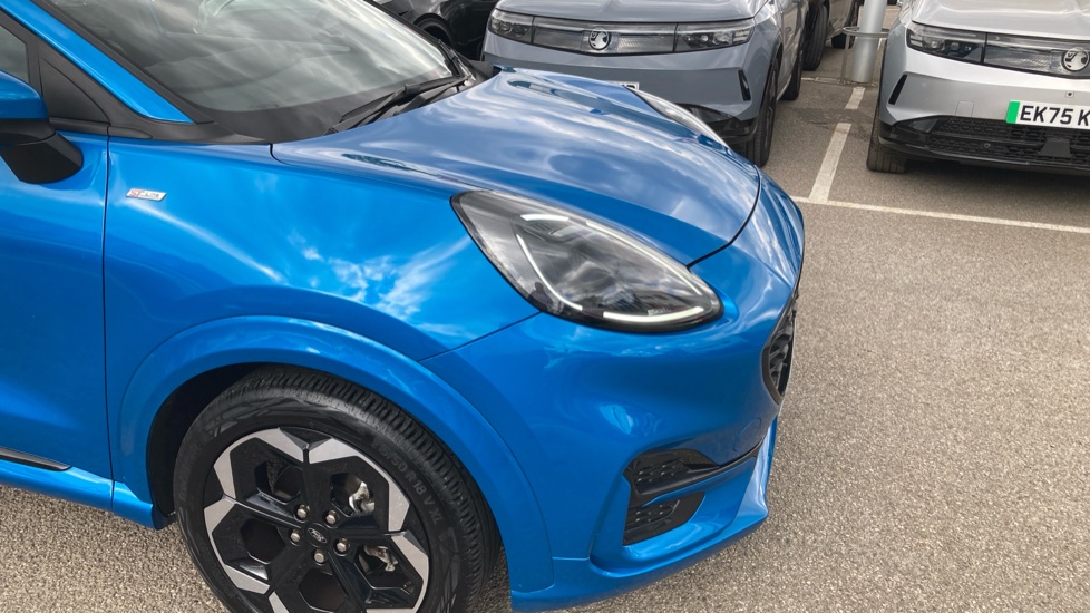 Ford Puma 1.0 EcoBoost Hybrid mHEV 155 ST-Line X DCT 5dr Petrol Hatchback - Image 29