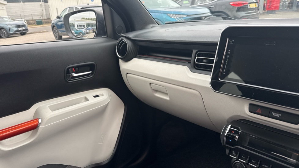 Suzuki Ignis 1.2 Dualjet SHVS SZ5 ALLGRIP 5dr Petrol Hatchback - Image 8