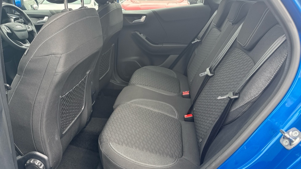 Ford Puma 1.0 EcoBoost Hybrid mHEV Titanium 5dr Petrol Hatchback - Image 16