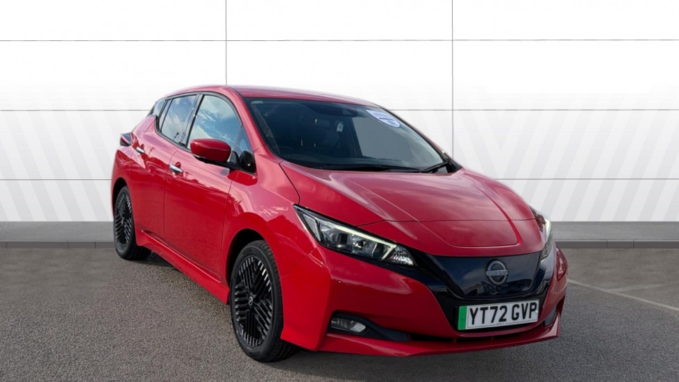 Nissan LEAF 110kW N-Connecta 39kWh 5dr Auto Electric Hatchback - Image 1