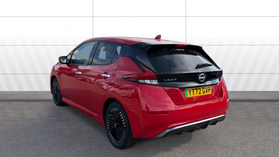 Nissan LEAF 110kW N-Connecta 39kWh 5dr Auto Electric Hatchback - Image 2