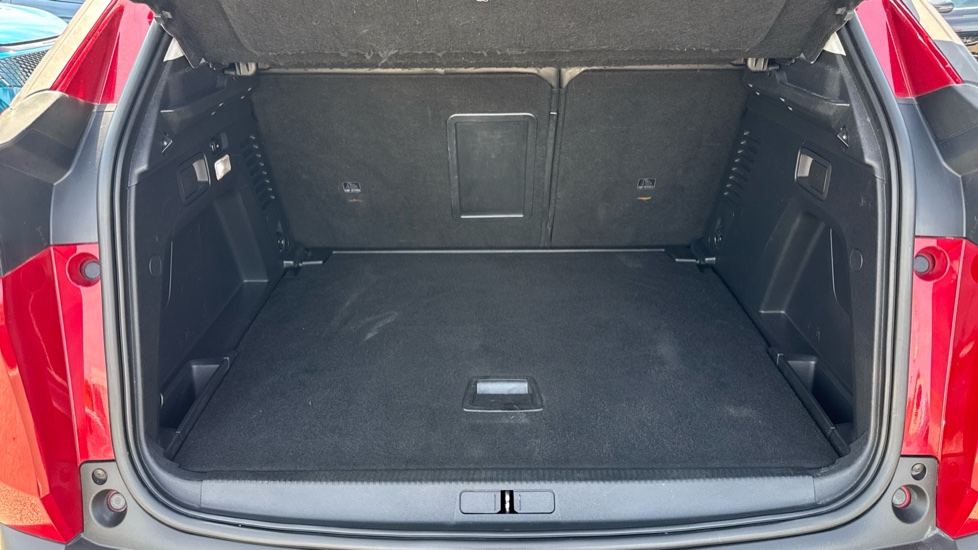 Peugeot 3008 1.6 BlueHDi 120 Allure 5dr Diesel Estate - Image 4