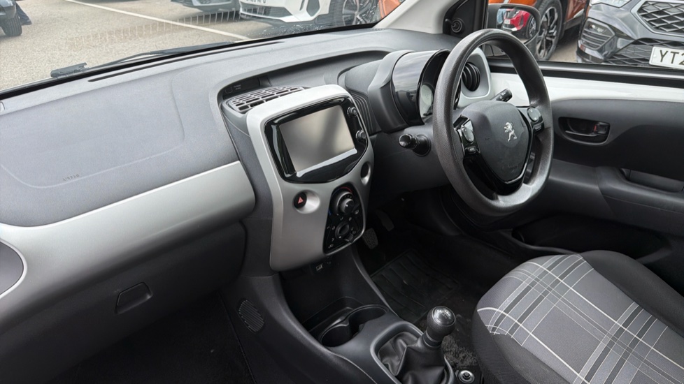 Peugeot 108 1.0 Active 5dr Petrol Hatchback - Image 9
