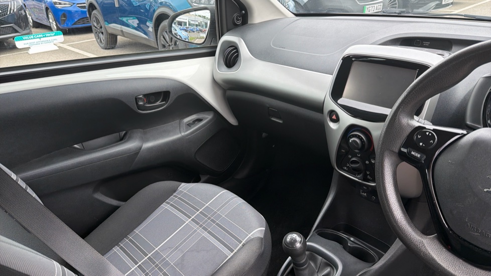 Peugeot 108 1.0 Active 5dr Petrol Hatchback - Image 14