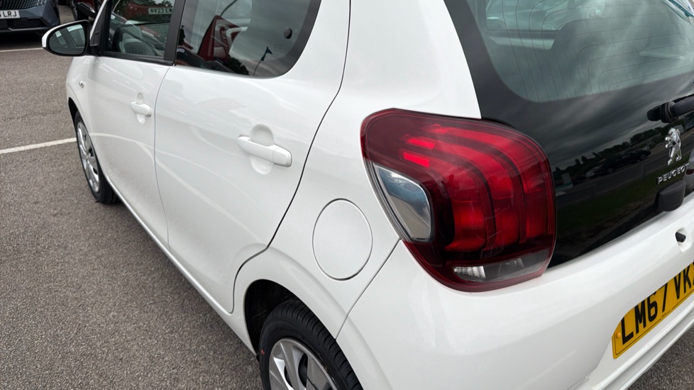 Peugeot 108 1.0 Active 5dr Petrol Hatchback - Image 37