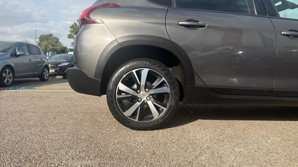 Peugeot 2008 1.2 PureTech 130 GT Line 5dr Petrol Estate - Image 7