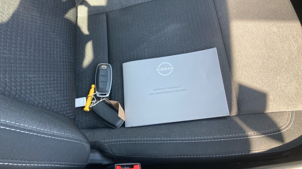 Nissan Qashqai 1.5 E-Power N-Connecta 5dr Auto Hybrid Hatchback - Image 19