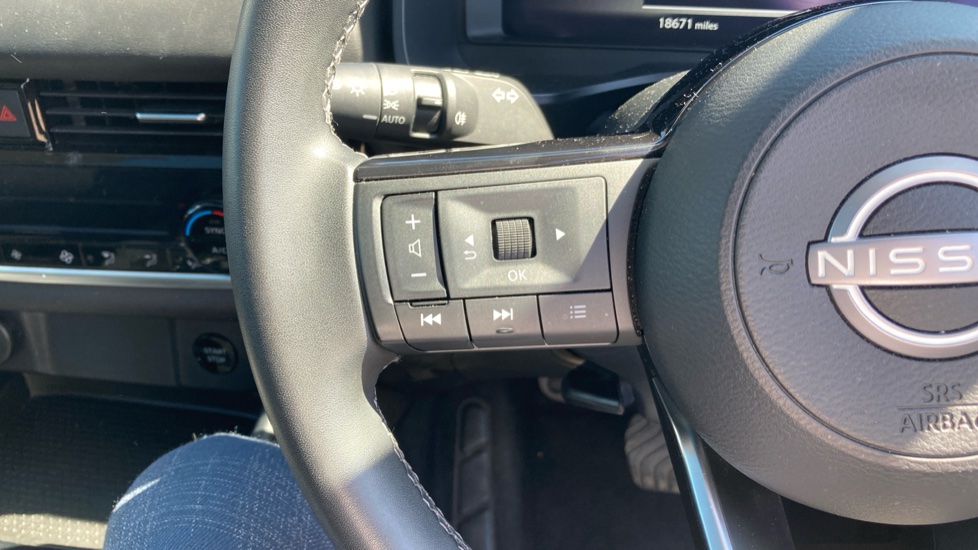 Nissan Qashqai 1.5 E-Power N-Connecta 5dr Auto Hybrid Hatchback - Image 30