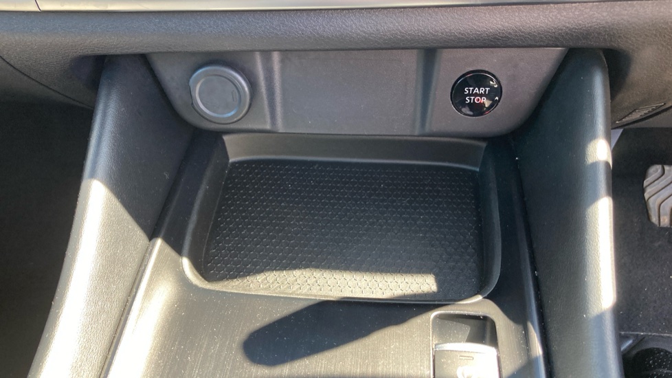 Nissan Qashqai 1.5 E-Power N-Connecta 5dr Auto Hybrid Hatchback - Image 36