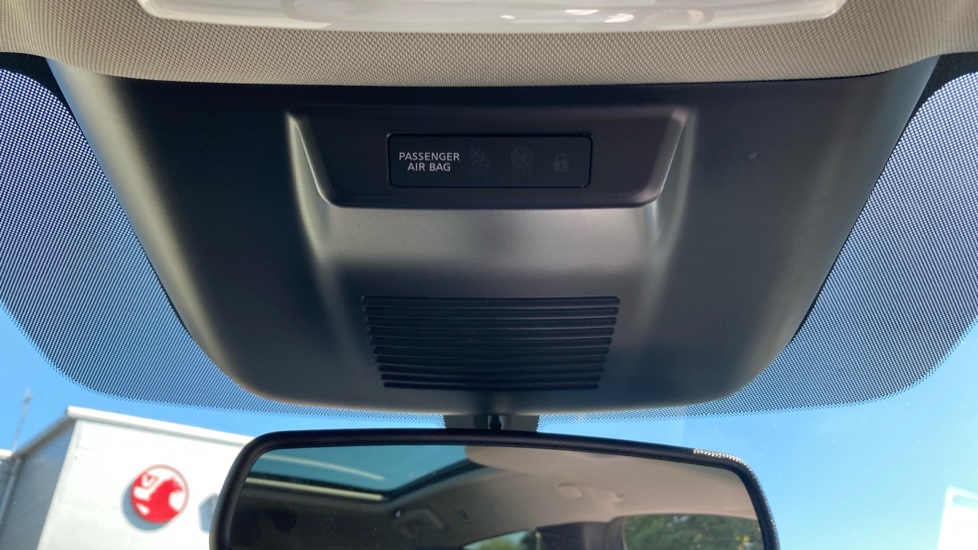 Nissan Qashqai 1.5 E-Power N-Connecta 5dr Auto Hybrid Hatchback - Image 39