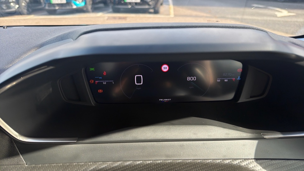 Peugeot 208 1.2 PureTech 100 Allure 5dr Petrol Hatchback - Image 40