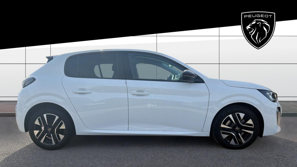 Peugeot 208 1.2 PureTech 100 Allure 5dr Petrol Hatchback - Image 5