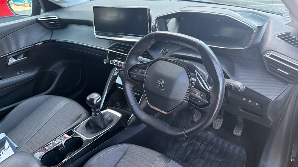 Peugeot 208 1.2 PureTech 100 Allure Premium 5dr Petrol Hatchback - Image 11