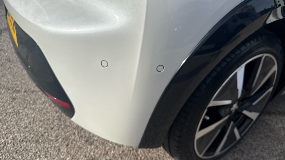Peugeot 208 100kW GT 50kWh 5dr Auto Electric Hatchback - Image 30