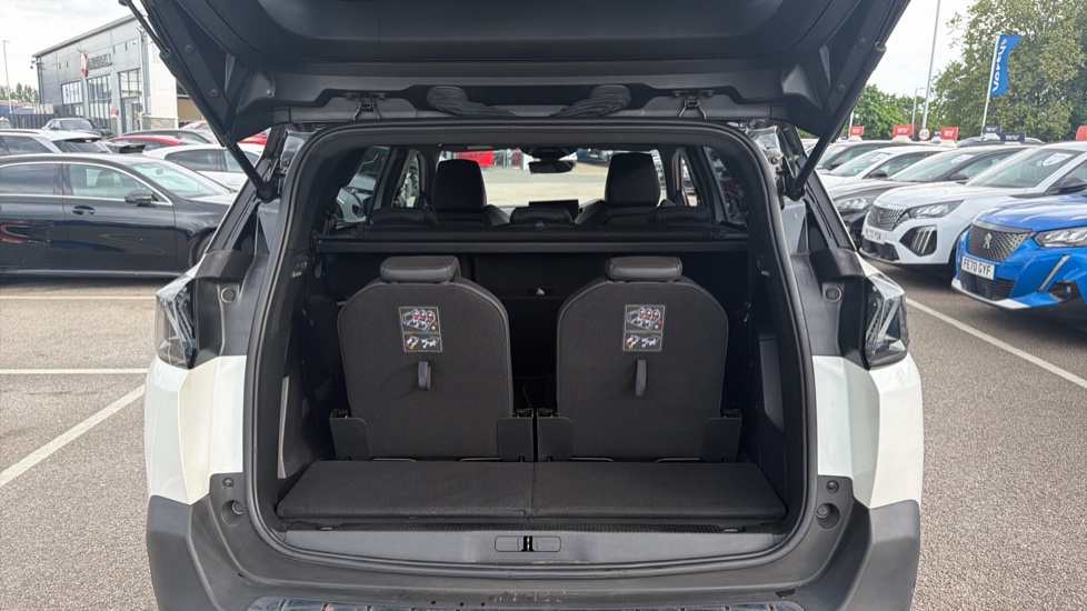 Peugeot 5008 1.2 PureTech GT 5dr EAT8 Petrol Estate - Image 4