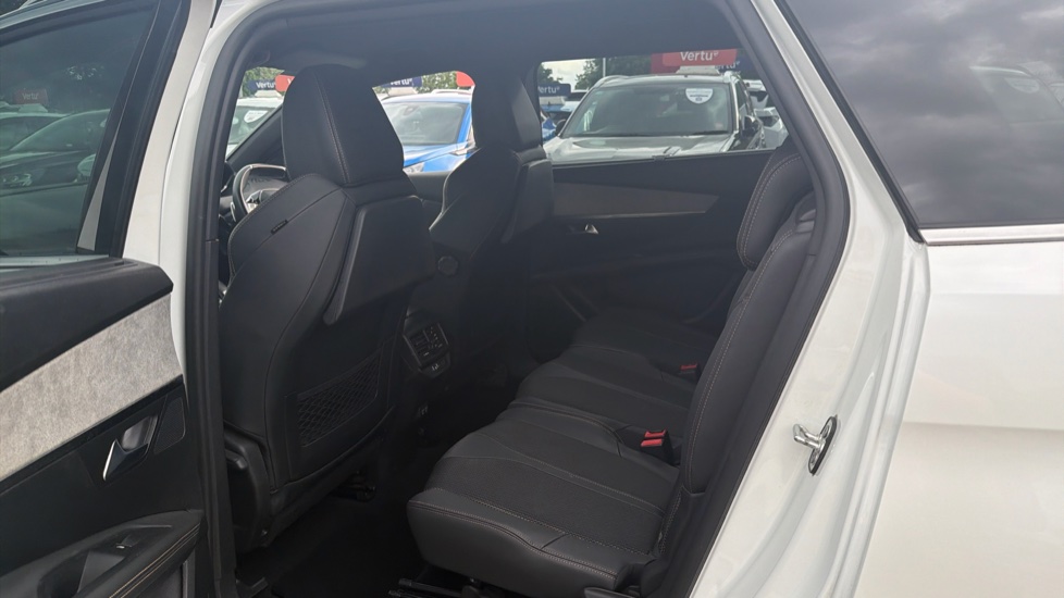 Peugeot 5008 1.2 PureTech GT 5dr EAT8 Petrol Estate - Image 16