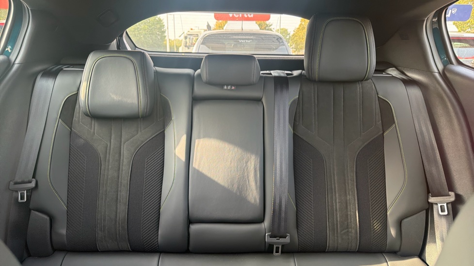 Peugeot 408 1.2 PureTech GT 5dr EAT8 Petrol Hatchback - Image 15