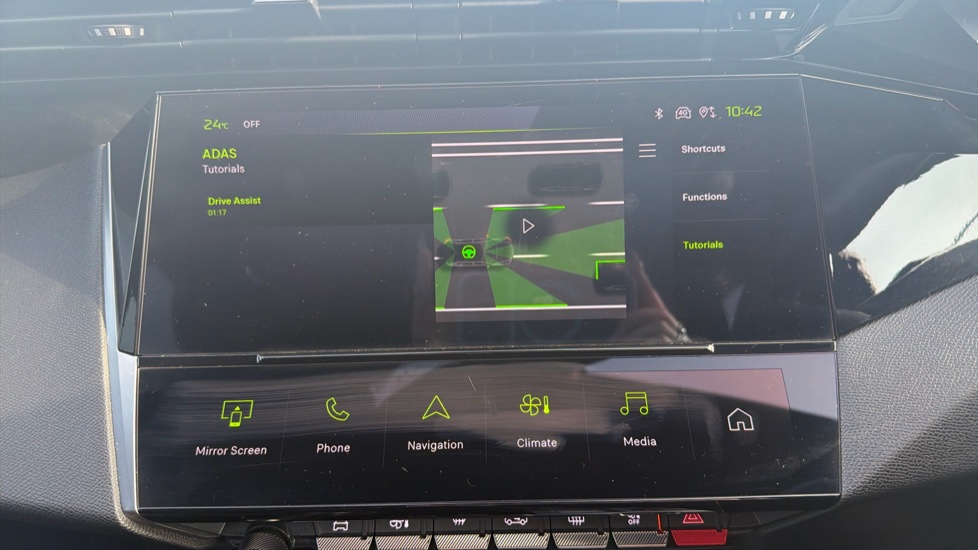 Peugeot 408 1.2 PureTech GT 5dr EAT8 Petrol Hatchback - Image 28