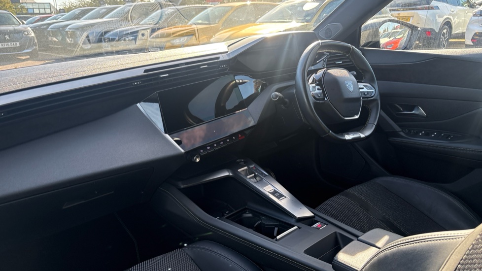 Peugeot 308 1.2 PureTech GT 5dr EAT8 Petrol Hatchback - Image 9