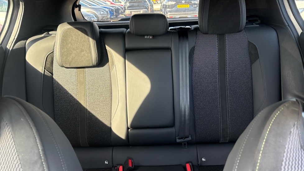 Peugeot 308 1.2 PureTech GT 5dr EAT8 Petrol Hatchback - Image 15