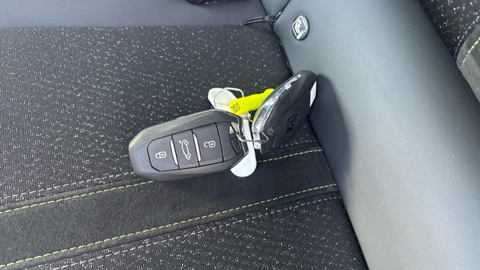 Peugeot 308 1.2 PureTech GT 5dr EAT8 Petrol Hatchback - Image 20