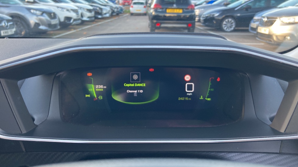 Peugeot 208 1.2 PureTech 100 Allure Premium 5dr Petrol Hatchback - Image 18