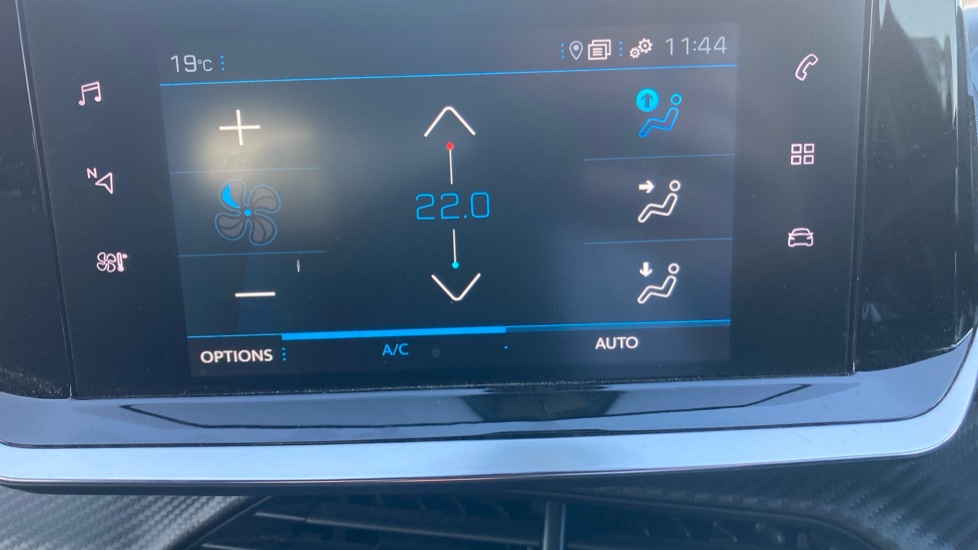 Peugeot 2008 1.2 PureTech Allure Premium+ 5dr Petrol Estate - Image 29