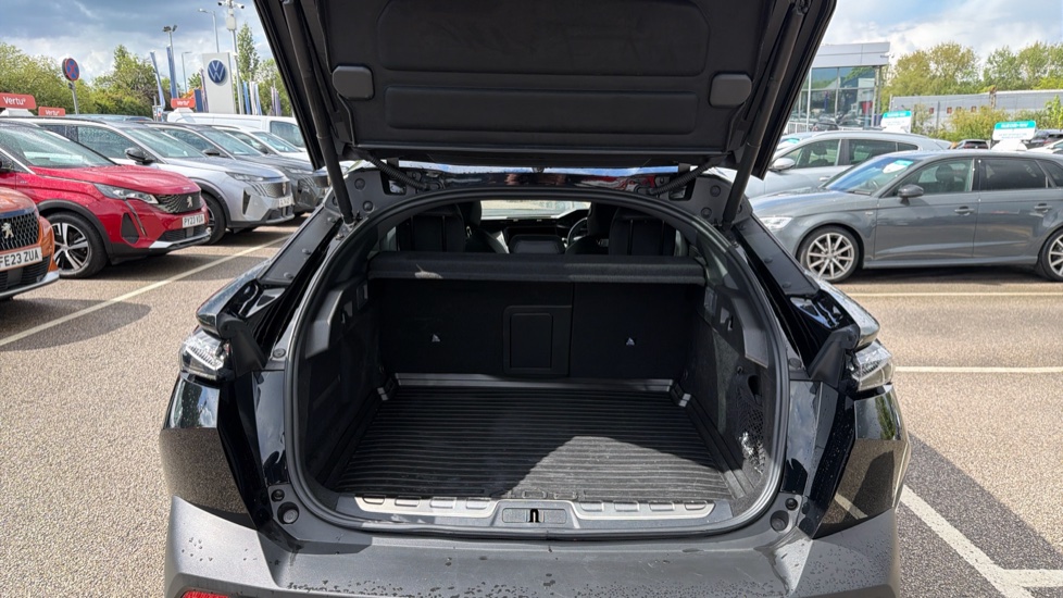 Peugeot 408 158kW GT 58kWh 5dr Auto Electric Hatchback - Image 4