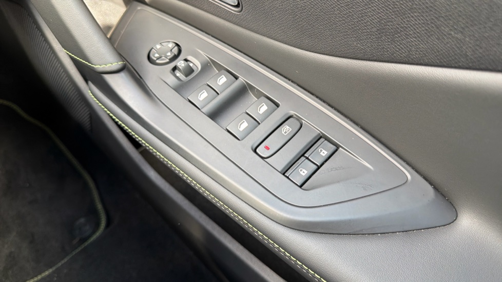 Peugeot 408 158kW GT 58kWh 5dr Auto Electric Hatchback - Image 28