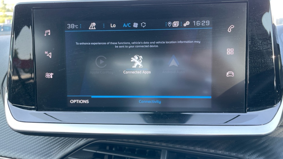 Peugeot 2008 1.2 PureTech 130 Allure Premium+ 5dr EAT8 Petrol Estate - Image 33