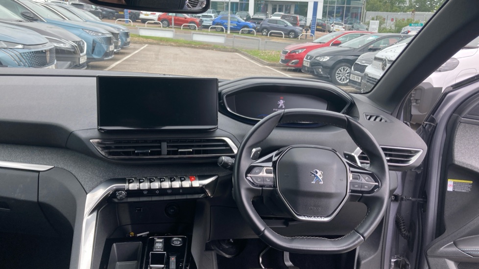 Peugeot 5008 1.2 PureTech Allure Premium+ 5dr EAT8 Petrol Estate - Image 10