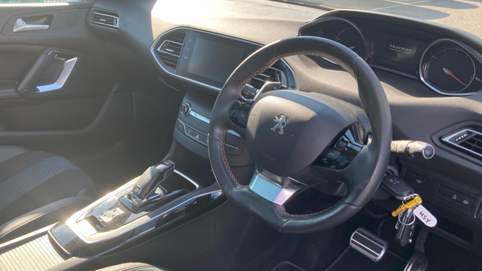 Peugeot 308 1.2 PureTech 130 Tech Edition 5dr EAT8 Petrol Hatchback - Image 11