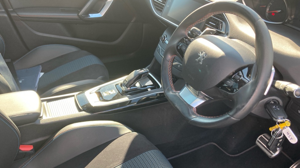 Peugeot 308 1.2 PureTech 130 Tech Edition 5dr EAT8 Petrol Hatchback - Image 14