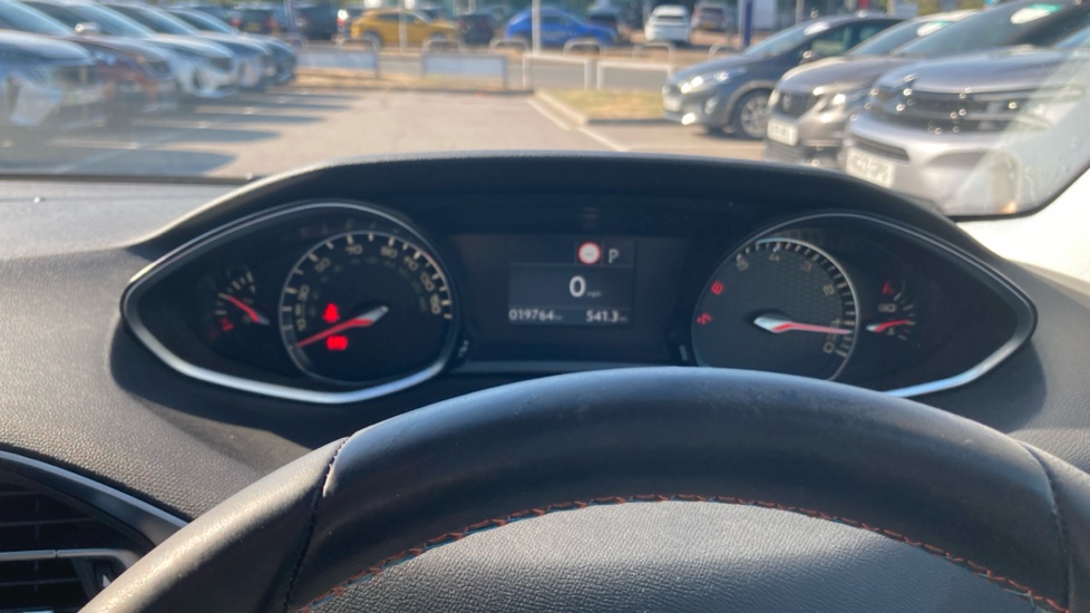 Peugeot 308 1.2 PureTech 130 Tech Edition 5dr EAT8 Petrol Hatchback - Image 18