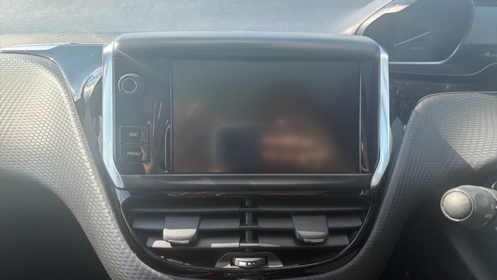 Peugeot 2008 1.2 PureTech 110 Allure Premium 5dr Petrol Estate - Image 12